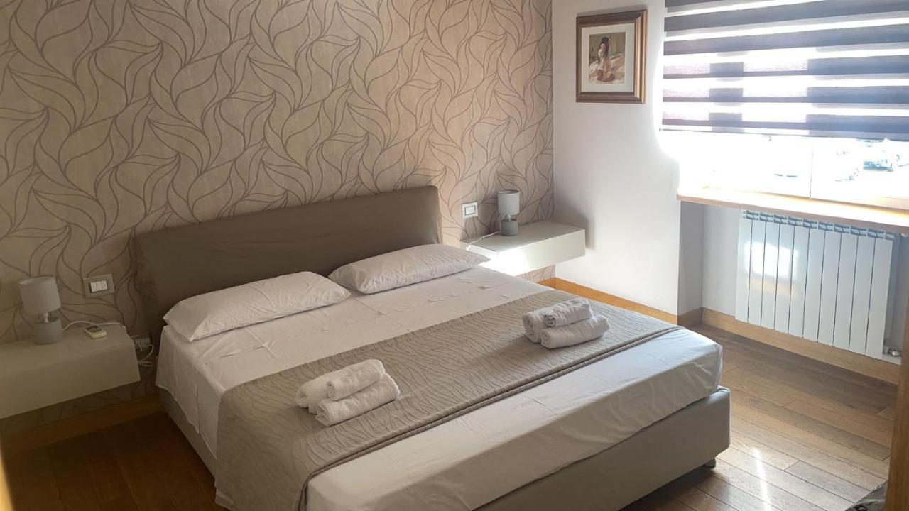 La Casa Di Andrew Apartment Naples Luaran gambar